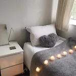 Apartment Fairy Dell Flatlet With 4 Bedrooms *